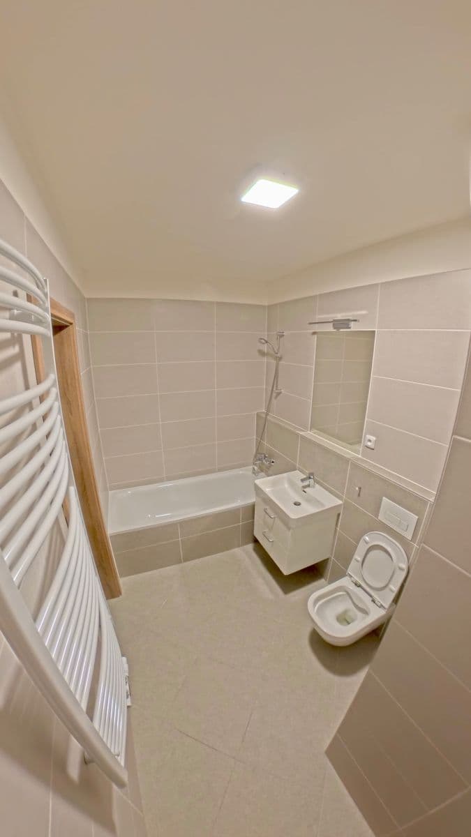 Prenájom bytu 2-izbový 51 m², Gollové, Praha, Praha Prenájom bytu 2-izbový 51 m², Gollové, Praha, Praha