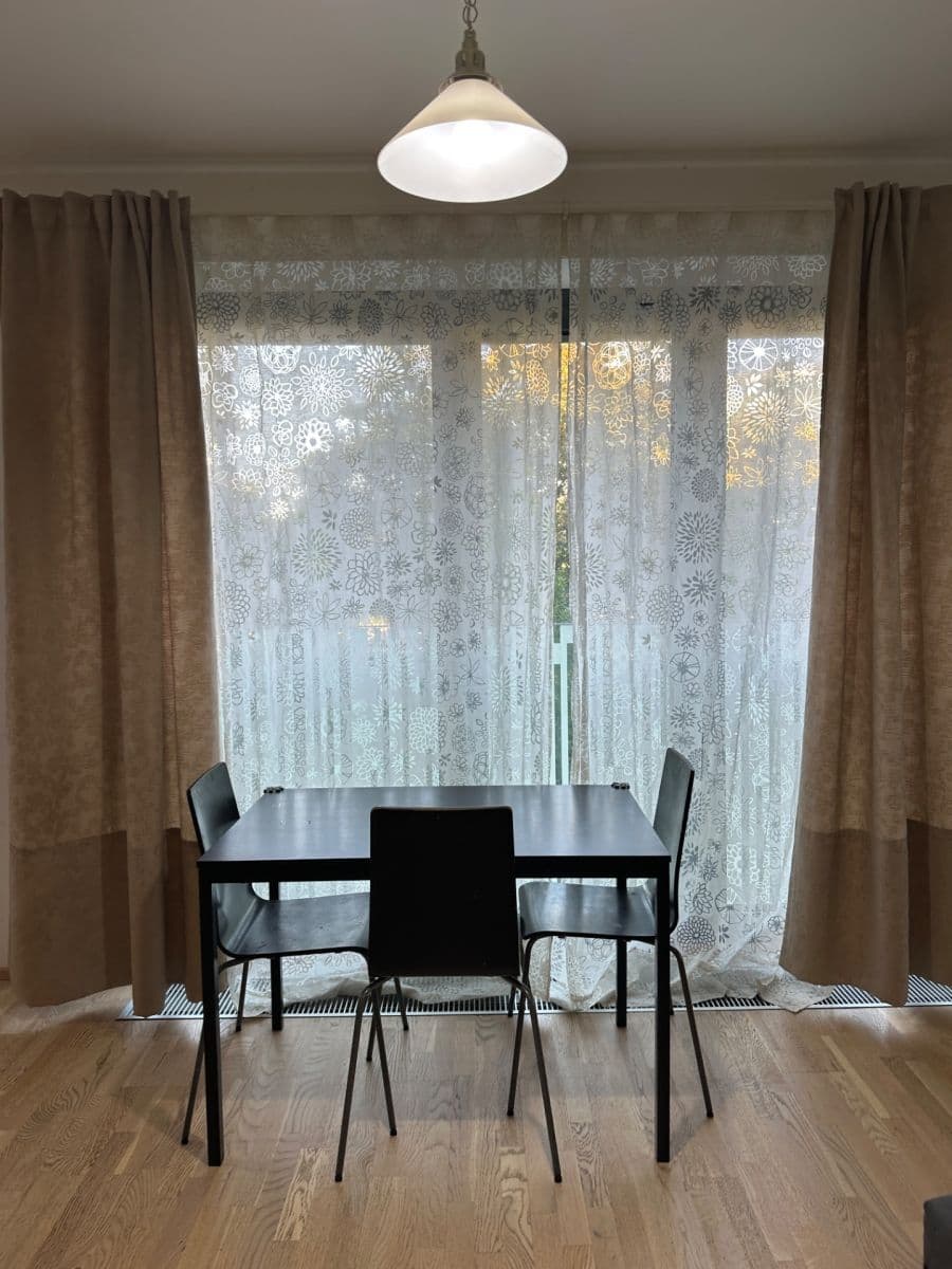 Prenájom bytu 2-izbový 66 m², Olšanská, Praha, Praha Prenájom bytu 2-izbový 66 m², Olšanská, Praha, Praha