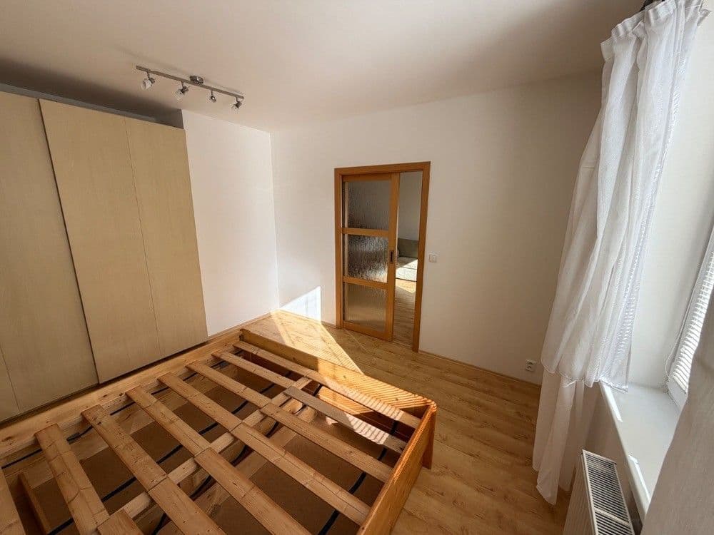 Prenájom bytu 2-izbový 45 m², Ginzova, Praha, Praha Prenájom bytu 2-izbový 45 m², Ginzova, Praha, Praha