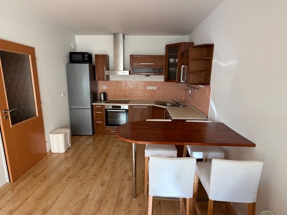 Prenájom bytu 2-izbový 45 m², Ginzova, Praha, Praha Prenájom bytu 2-izbový 45 m², Ginzova, Praha, Praha