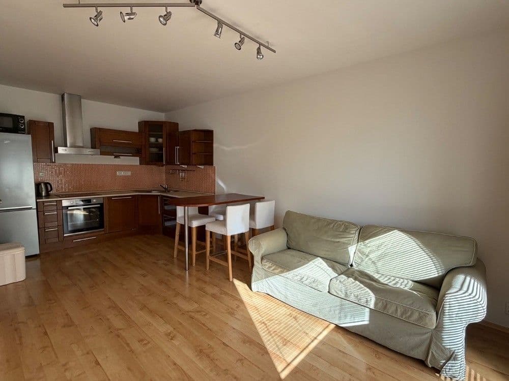 Prenájom bytu 2-izbový 45 m², Ginzova, Praha, Praha Prenájom bytu 2-izbový 45 m², Ginzova, Praha, Praha