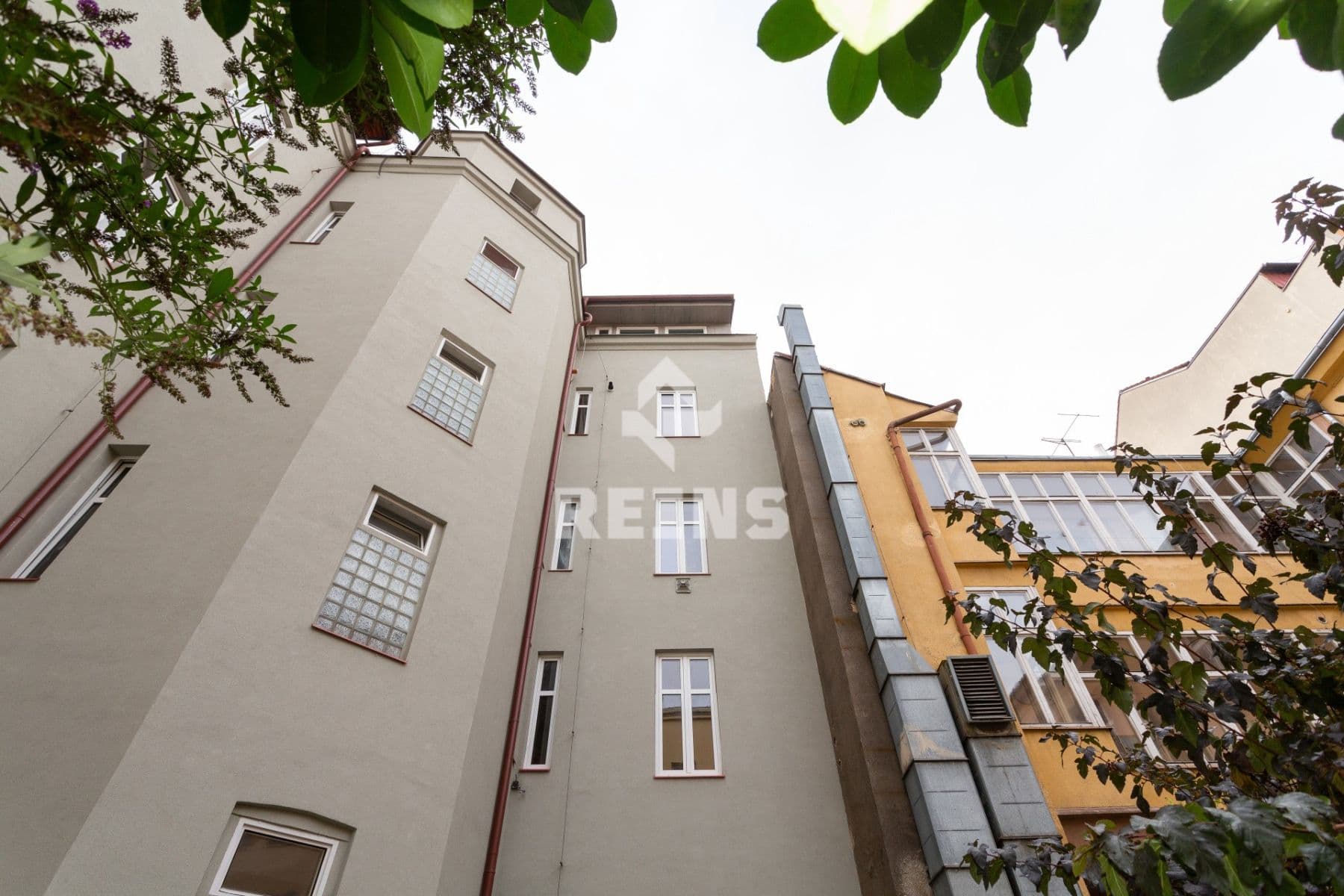 Predaj bytu 3-izbový 99 m², Vltavská, Praha, Praha Predaj bytu 3-izbový 99 m², Vltavská, Praha, Praha