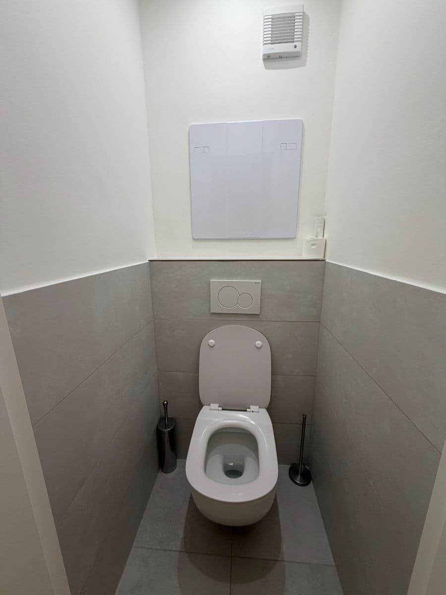 Predaj bytu 3-izbový 77 m², Horný Šianec, Trenčín, Trenčiansky kraj Predaj bytu 3-izbový 77 m², Horný Šianec, Trenčín, Trenčiansky kraj