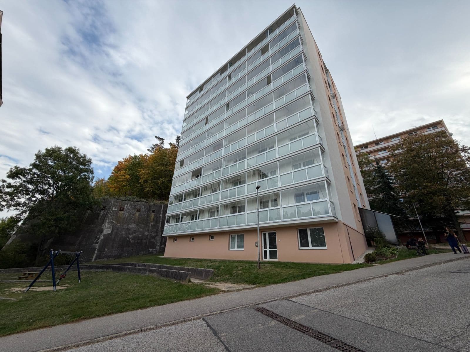 Predaj bytu 3-izbový 77 m², Horný Šianec, Trenčín, Trenčiansky kraj Predaj bytu 3-izbový 77 m², Horný Šianec, Trenčín, Trenčiansky kraj
