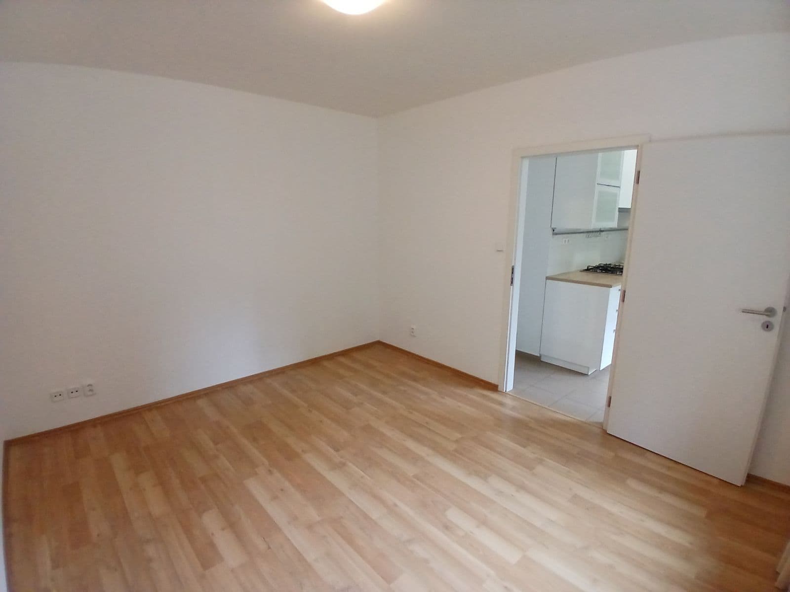 Prenájom bytu 2-izbový 50 m², Ve Struhách, Praha, Praha Prenájom bytu 2-izbový 50 m², Ve Struhách, Praha, Praha