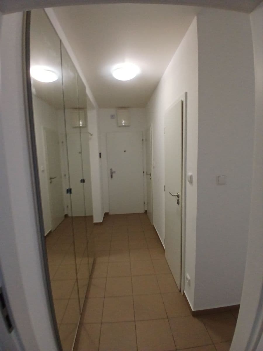 Prenájom bytu 2-izbový 50 m², Ve Struhách, Praha, Praha Prenájom bytu 2-izbový 50 m², Ve Struhách, Praha, Praha