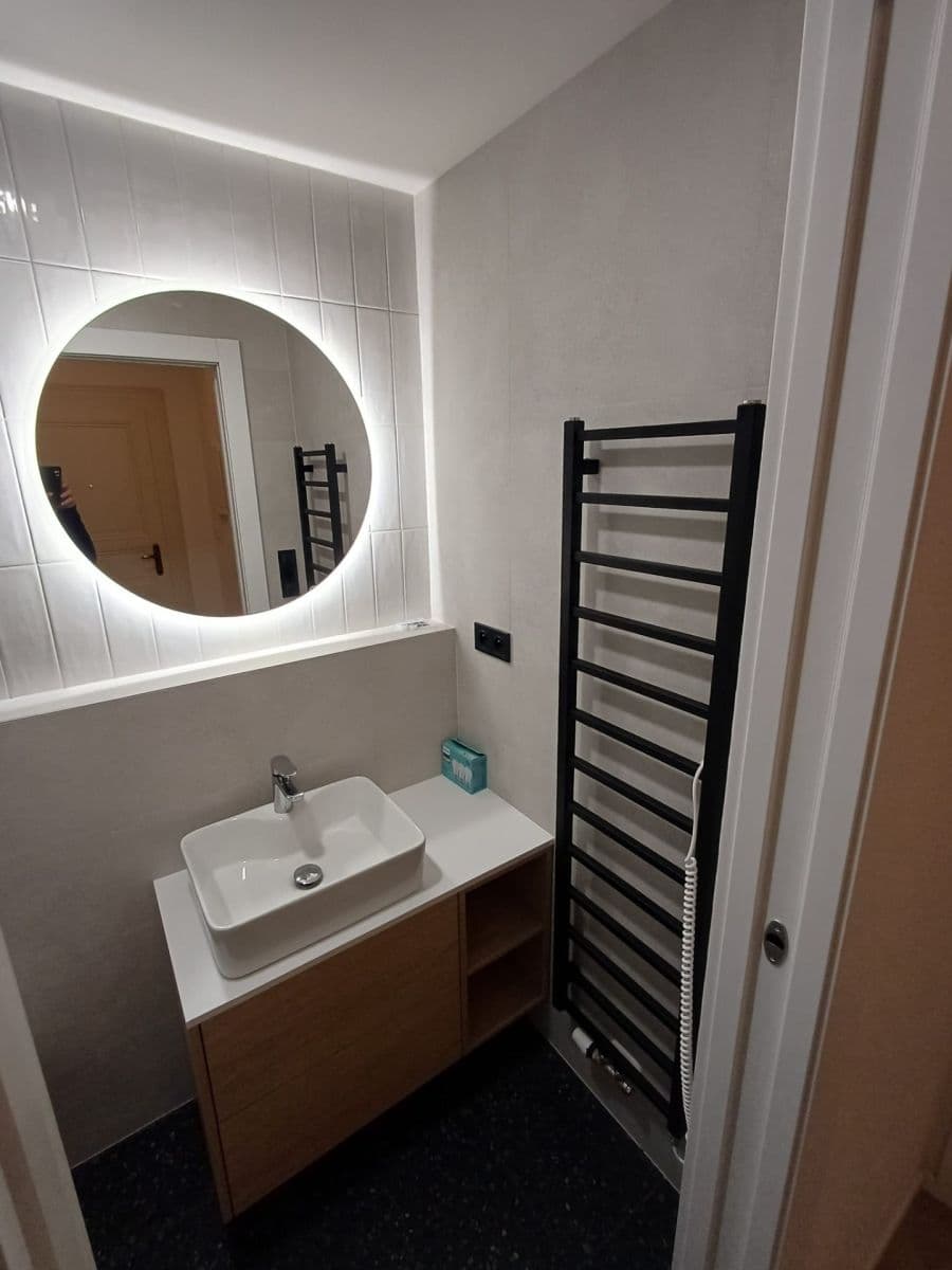 Prenájom bytu 2-izbový 40 m², Bořivojova, Praha, Praha Prenájom bytu 2-izbový 40 m², Bořivojova, Praha, Praha