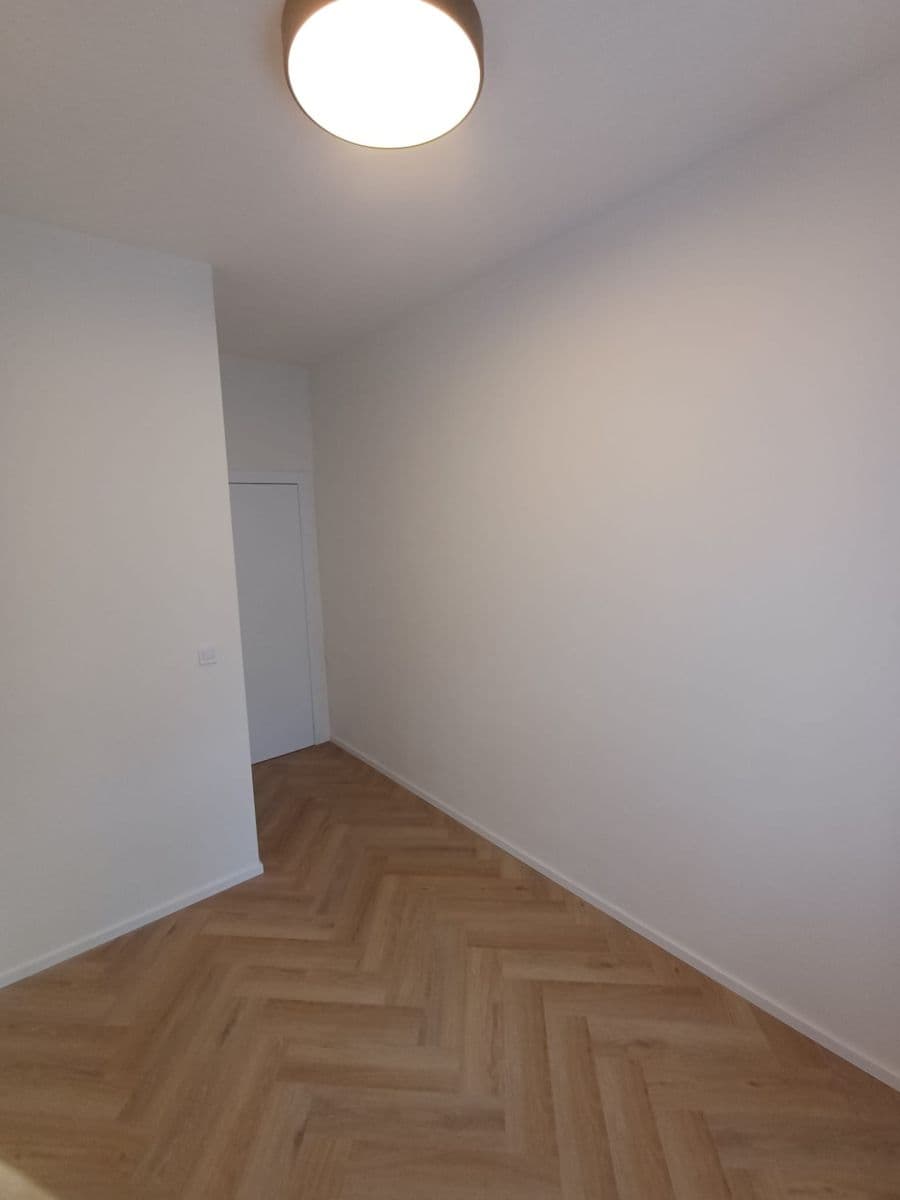 Prenájom bytu 2-izbový 40 m², Bořivojova, Praha, Praha Prenájom bytu 2-izbový 40 m², Bořivojova, Praha, Praha