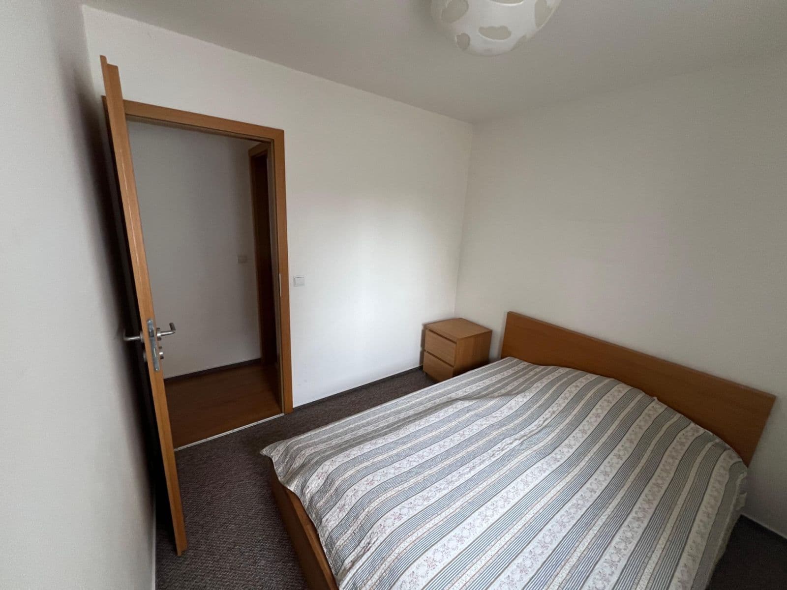 Prenájom bytu 2-izbový 30 m², U Vodoteče, Vysoký Újezd, Středočeský kraj Prenájom bytu 2-izbový 30 m², U Vodoteče, Vysoký Újezd, Středočeský kraj