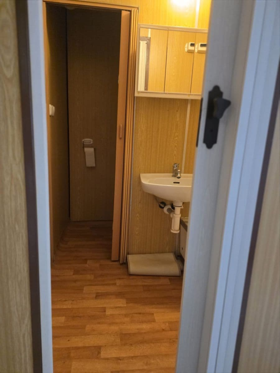 Prenájom bytu 2-izbový 43 m², Brandtova, Ústí nad Labem, Ústecký kraj Prenájom bytu 2-izbový 43 m², Brandtova, Ústí nad Labem, Ústecký kraj