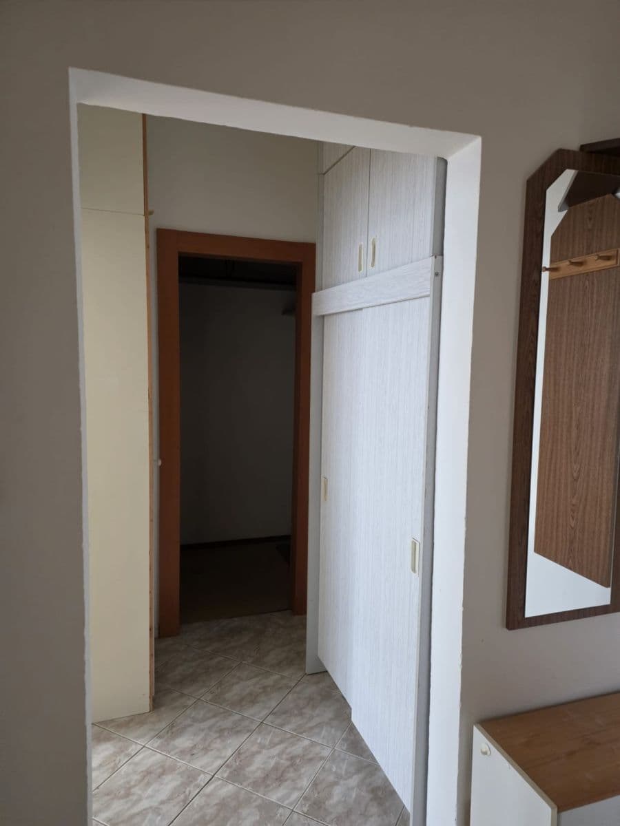 Prenájom bytu 2-izbový 43 m², Brandtova, Ústí nad Labem, Ústecký kraj Prenájom bytu 2-izbový 43 m², Brandtova, Ústí nad Labem, Ústecký kraj