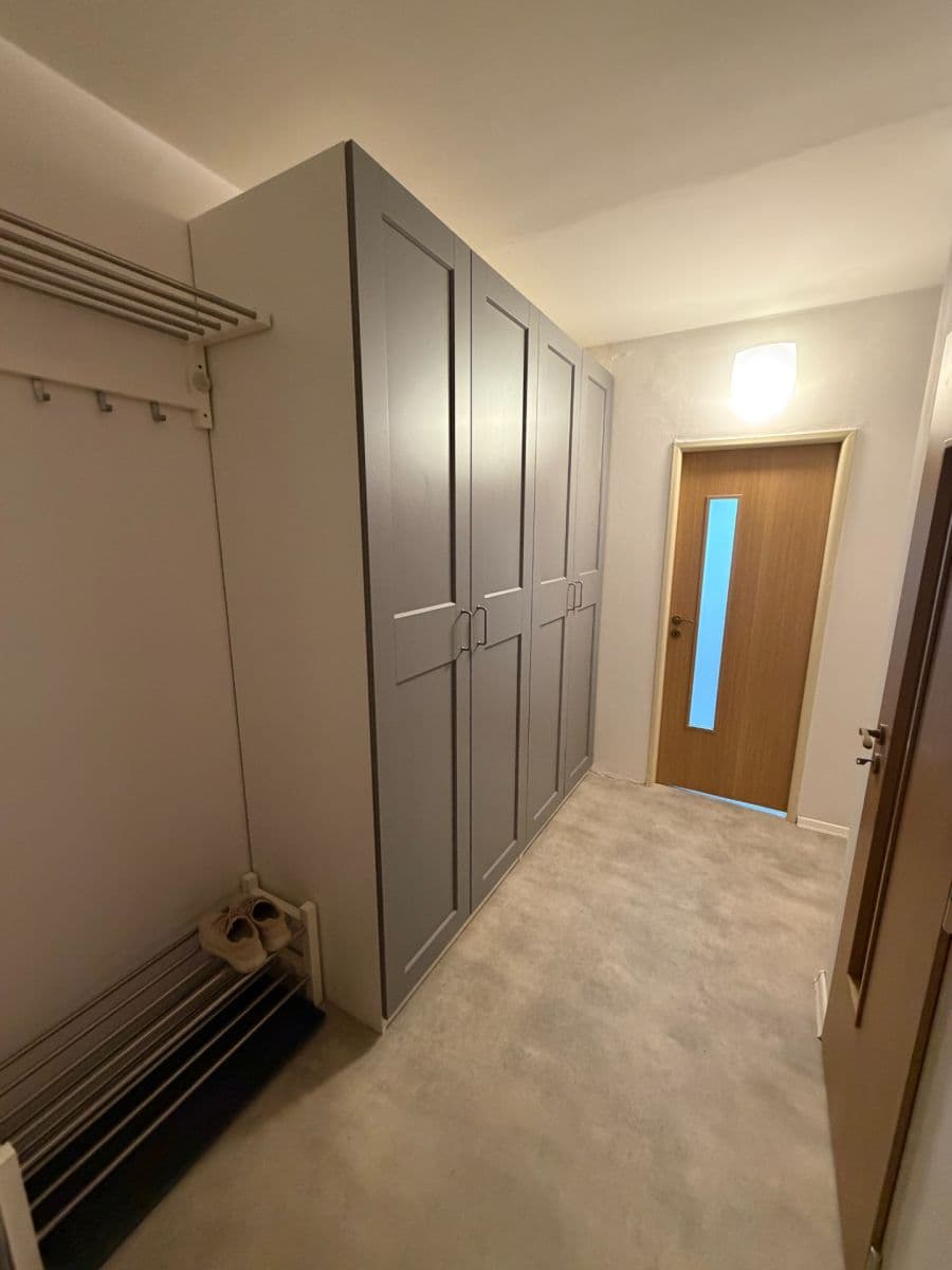 Prenájom bytu 2-izbový 43 m², Frýdlantská, Praha, Praha Prenájom bytu 2-izbový 43 m², Frýdlantská, Praha, Praha