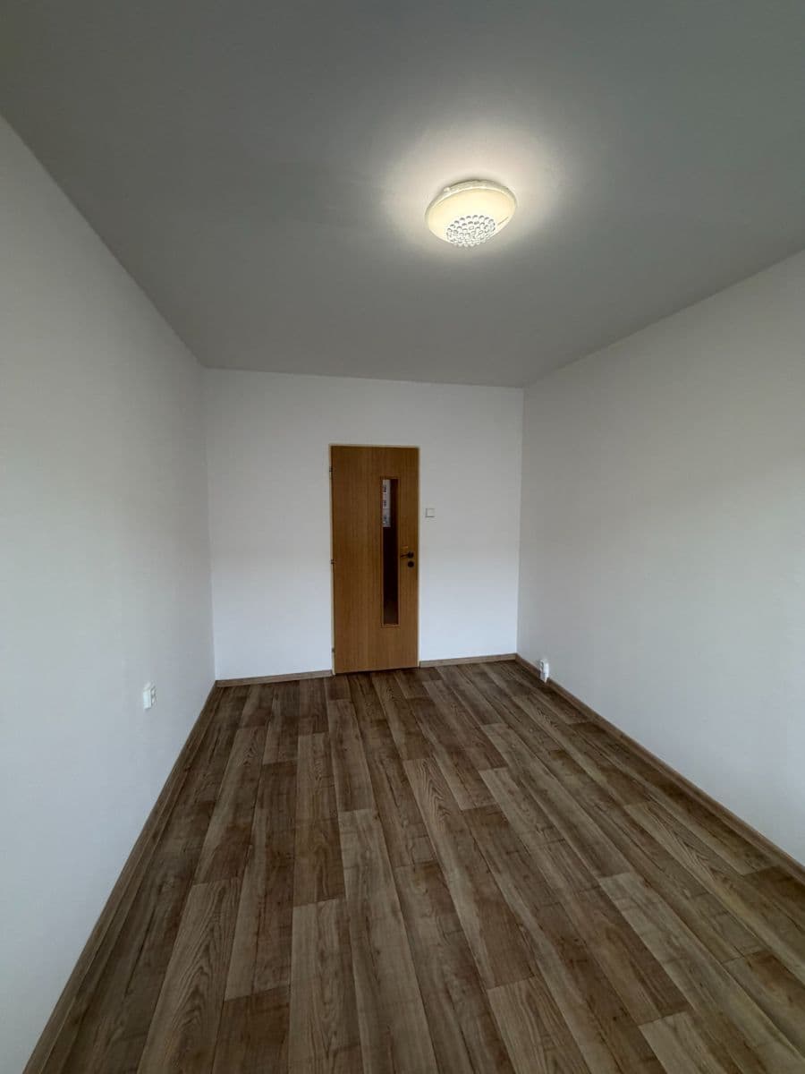 Prenájom bytu 2-izbový 43 m², Frýdlantská, Praha, Praha Prenájom bytu 2-izbový 43 m², Frýdlantská, Praha, Praha