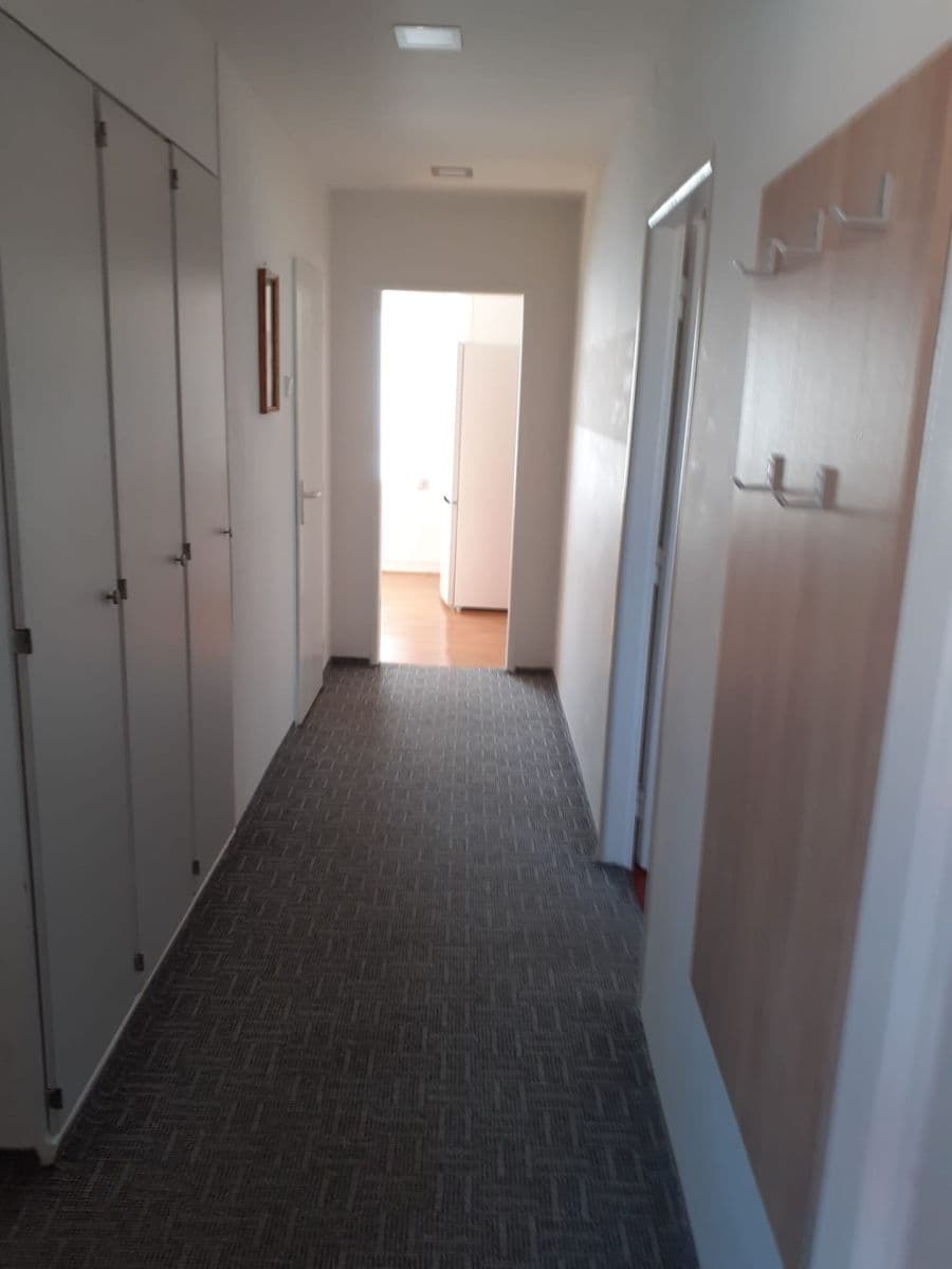 Prenájom bytu 4-izbový 120 m², K Dýmači, Praha, Praha Prenájom bytu 4-izbový 120 m², K Dýmači, Praha, Praha