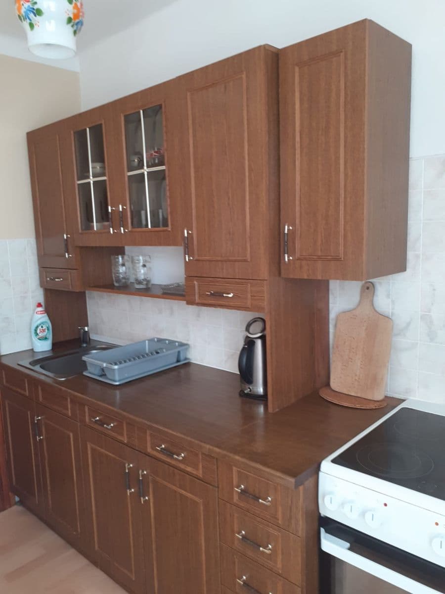 Prenájom bytu 4-izbový 120 m², K Dýmači, Praha, Praha Prenájom bytu 4-izbový 120 m², K Dýmači, Praha, Praha