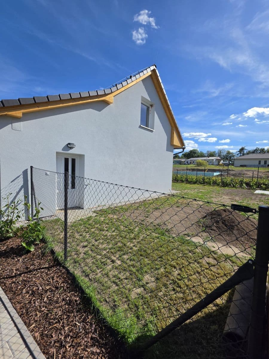 Prenájom domu 110 m², pozemok 299 m², Beřovice, Středočeský kraj Prenájom domu 110 m², pozemok 299 m², Beřovice, Středočeský kraj