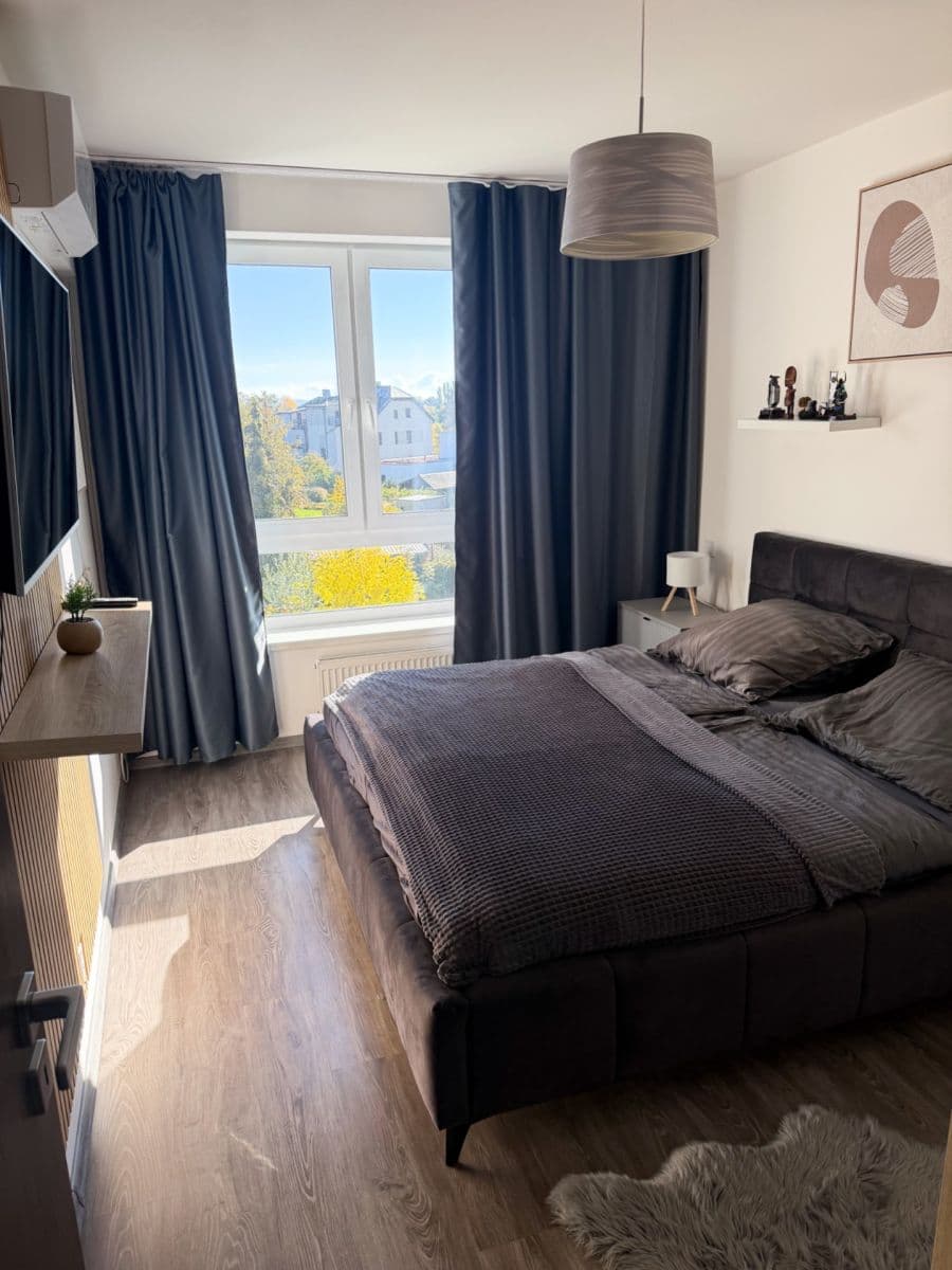 Prenájom bytu 2-izbový 53 m², Topolová, Olomouc, Olomoucký kraj Prenájom bytu 2-izbový 53 m², Topolová, Olomouc, Olomoucký kraj