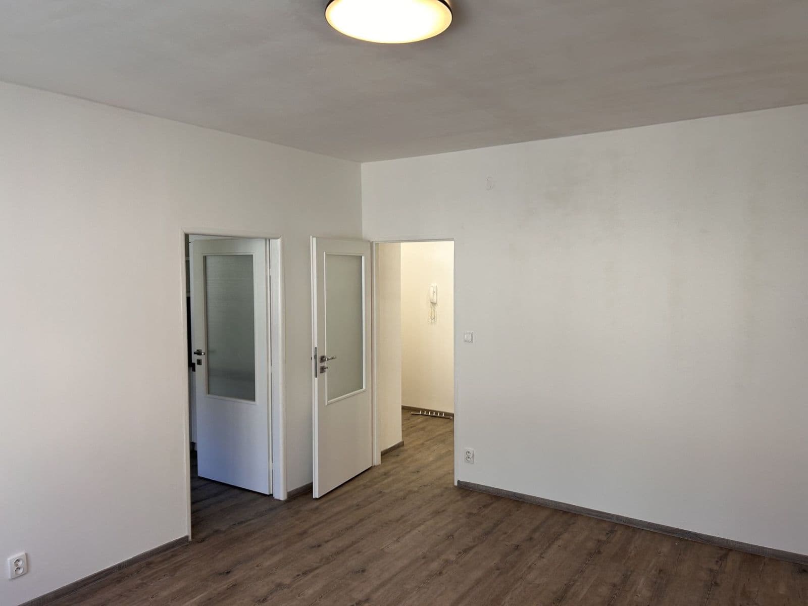 Prenájom bytu 1-izbový 37 m², Čápkova, Brno, Jihomoravský kraj Prenájom bytu 1-izbový 37 m², Čápkova, Brno, Jihomoravský kraj