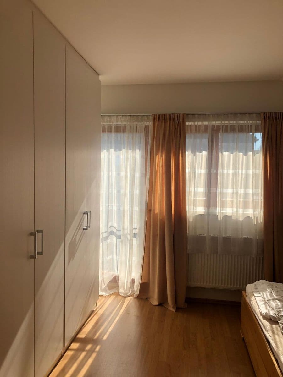 Prenájom bytu 5-izbový 166 m², Na Výsluní, Tuchoměřice, Středočeský kraj Prenájom bytu 5-izbový 166 m², Na Výsluní, Tuchoměřice, Středočeský kraj