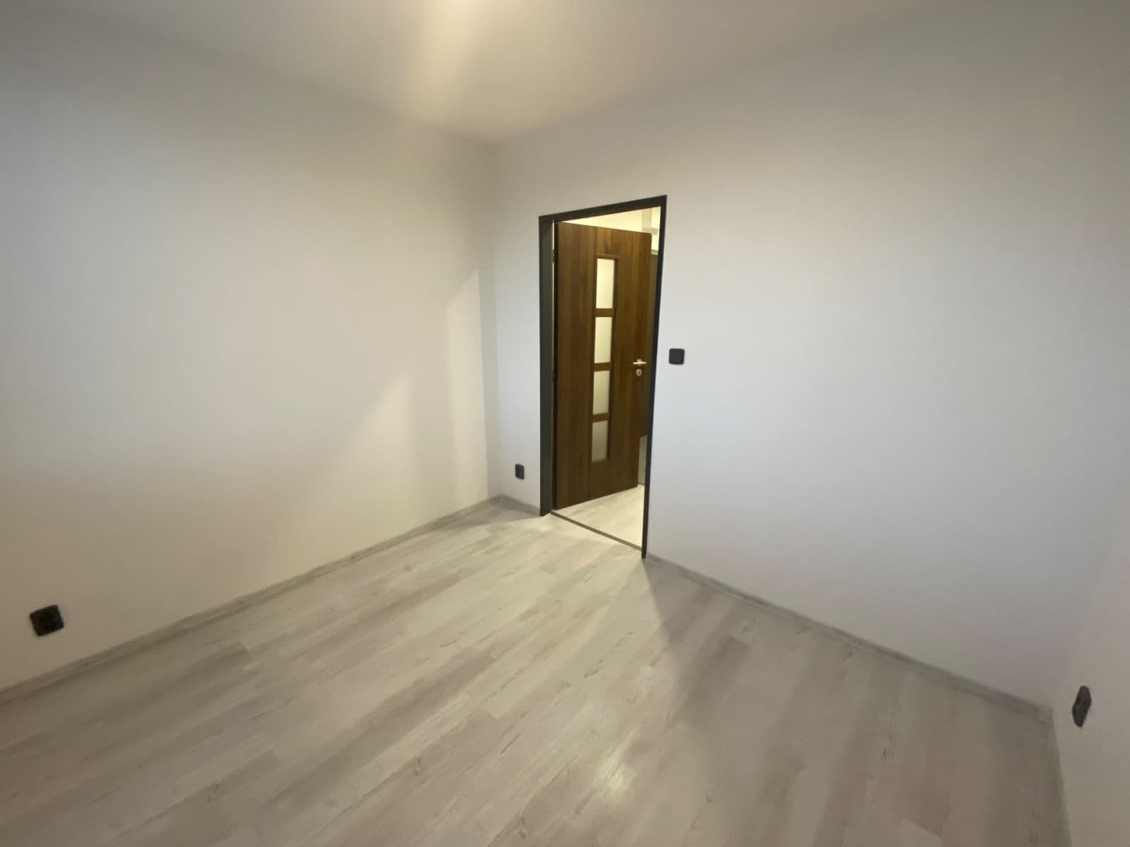 Predaj bytu 2-izbový 34 m², Americká, Kladno, Středočeský kraj Predaj bytu 2-izbový 34 m², Americká, Kladno, Středočeský kraj