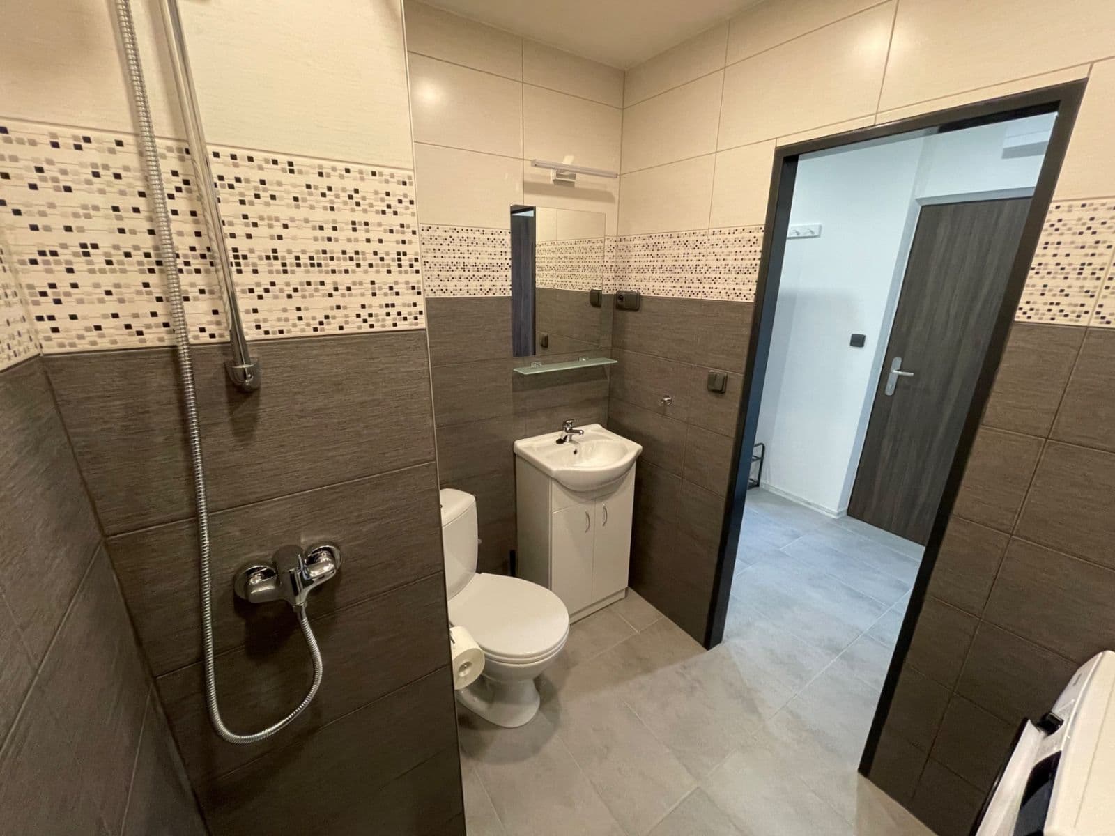 Predaj bytu 2-izbový 34 m², Americká, Kladno, Středočeský kraj Predaj bytu 2-izbový 34 m², Americká, Kladno, Středočeský kraj
