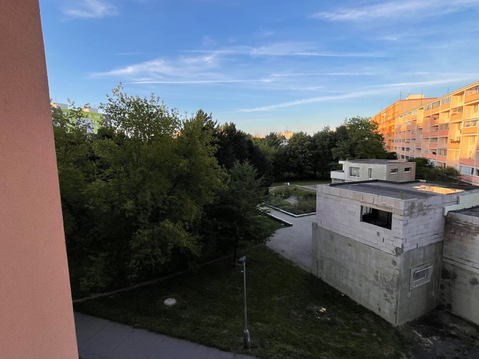 Predaj bytu 2-izbový 34 m², Americká, Kladno, Středočeský kraj Predaj bytu 2-izbový 34 m², Americká, Kladno, Středočeský kraj