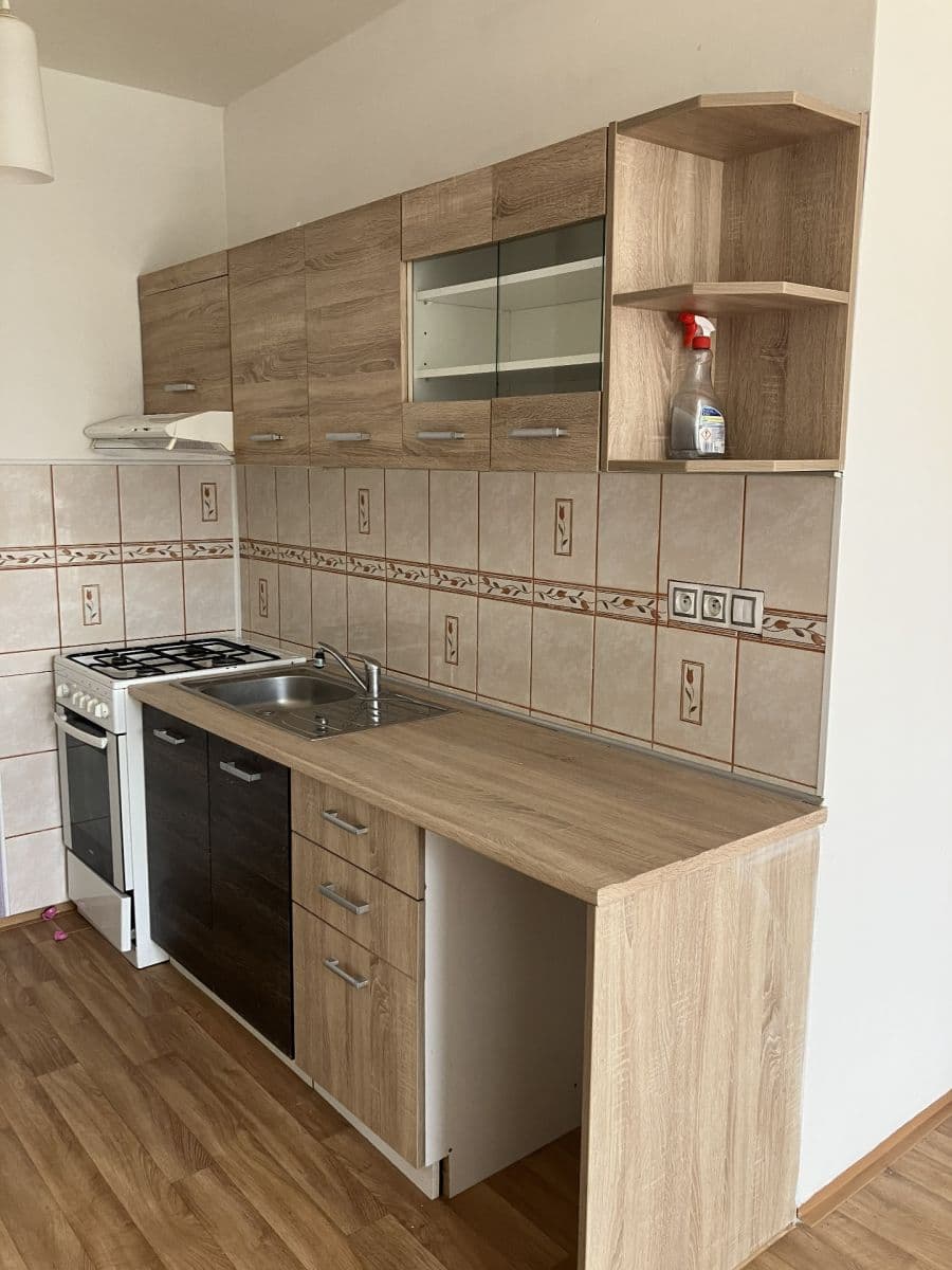 Prenájom bytu 2-izbový 45 m², Bítovská, Praha, Praha Prenájom bytu 2-izbový 45 m², Bítovská, Praha, Praha