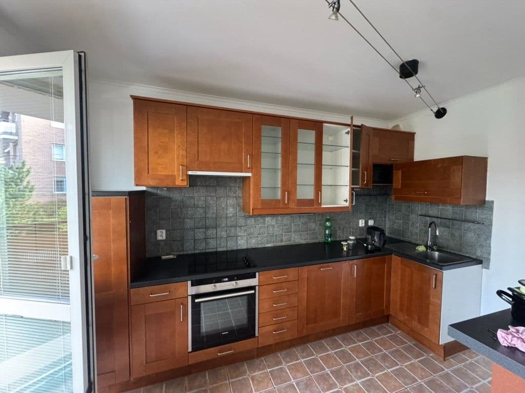 Prenájom bytu 3-izbový 84 m², Za Sídlištěm, Dolní Břežany, Středočeský kraj Prenájom bytu 3-izbový 84 m², Za Sídlištěm, Dolní Břežany, Středočeský kraj