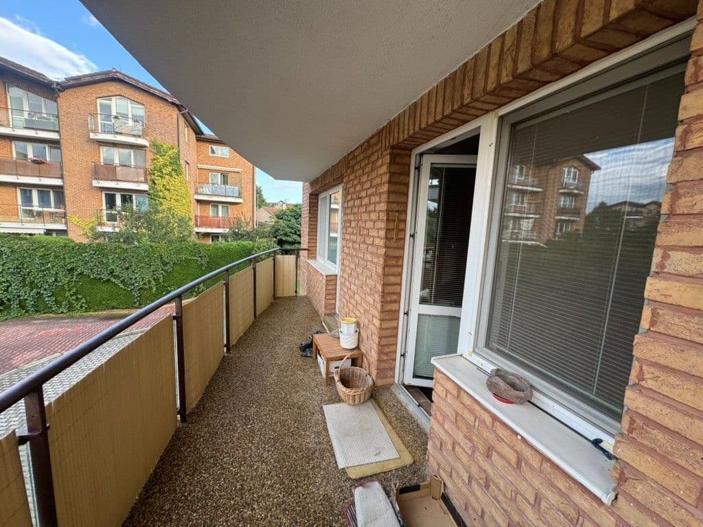 Prenájom bytu 3-izbový 84 m², Za Sídlištěm, Dolní Břežany, Středočeský kraj Prenájom bytu 3-izbový 84 m², Za Sídlištěm, Dolní Břežany, Středočeský kraj