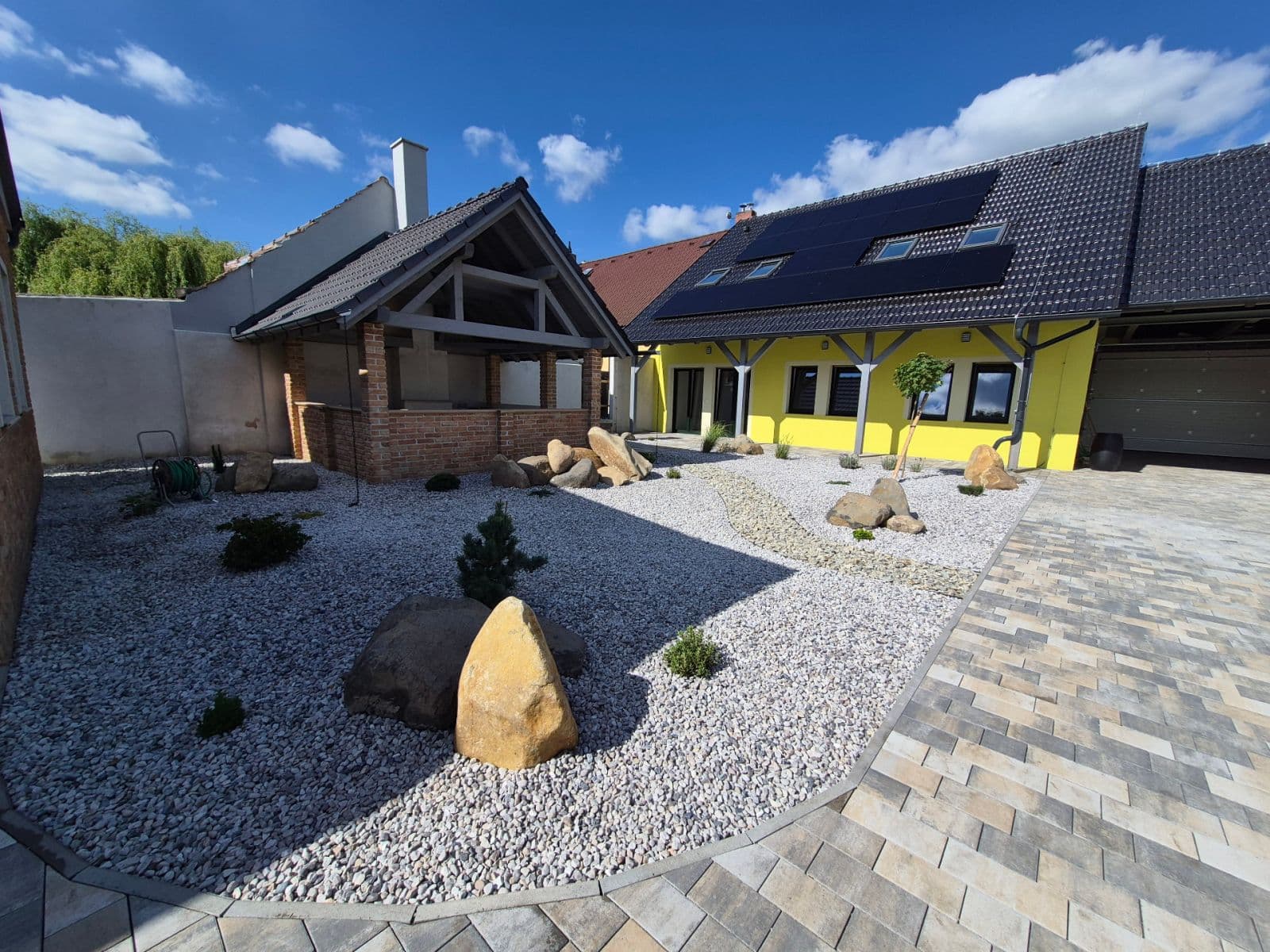 Prenájom bytu 4-izbový 100 m², Revoluční, Přeštice, Plzeňský kraj Prenájom bytu 4-izbový 100 m², Revoluční, Přeštice, Plzeňský kraj