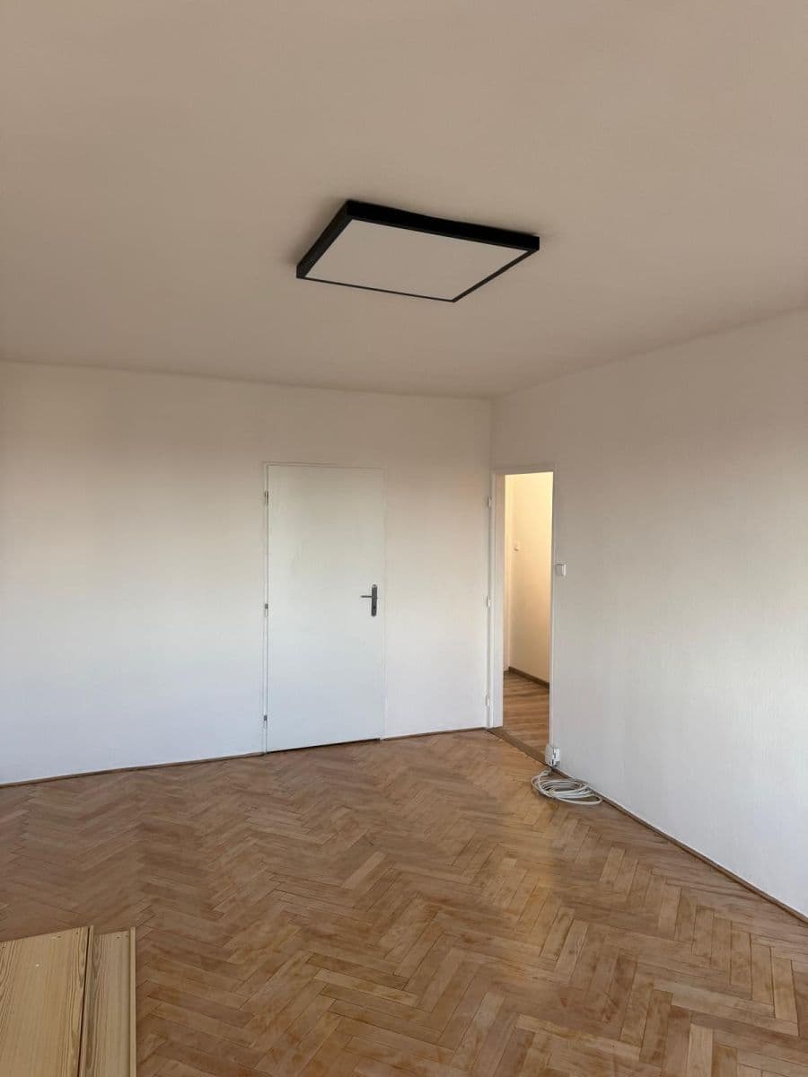 Prenájom bytu 2-izbový 53 m², Bachmačská, Ostrava, Moravskoslezský kraj Prenájom bytu 2-izbový 53 m², Bachmačská, Ostrava, Moravskoslezský kraj