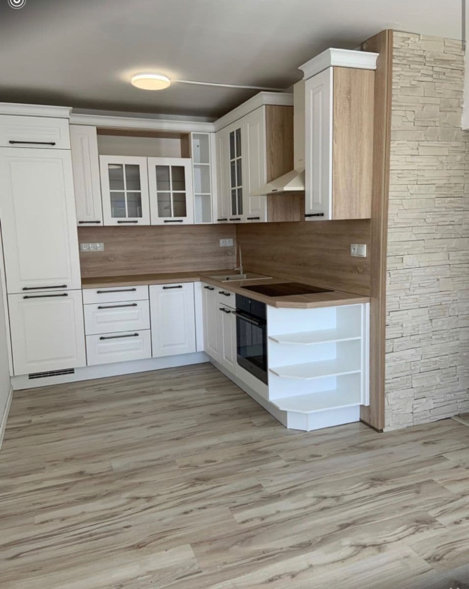 Prenájom bytu 2-izbový 42 m², Višňová, Most, Ústecký kraj Prenájom bytu 2-izbový 42 m², Višňová, Most, Ústecký kraj