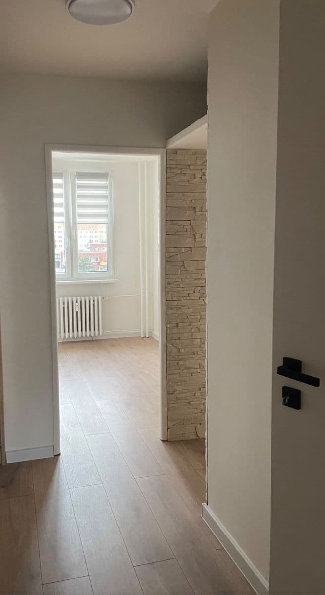 Prenájom bytu 2-izbový 42 m², Višňová, Most, Ústecký kraj Prenájom bytu 2-izbový 42 m², Višňová, Most, Ústecký kraj