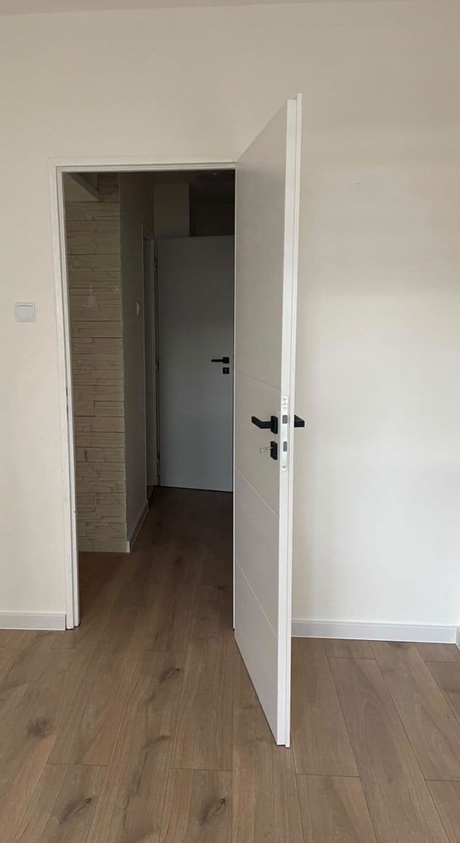 Prenájom bytu 2-izbový 42 m², Višňová, Most, Ústecký kraj Prenájom bytu 2-izbový 42 m², Višňová, Most, Ústecký kraj