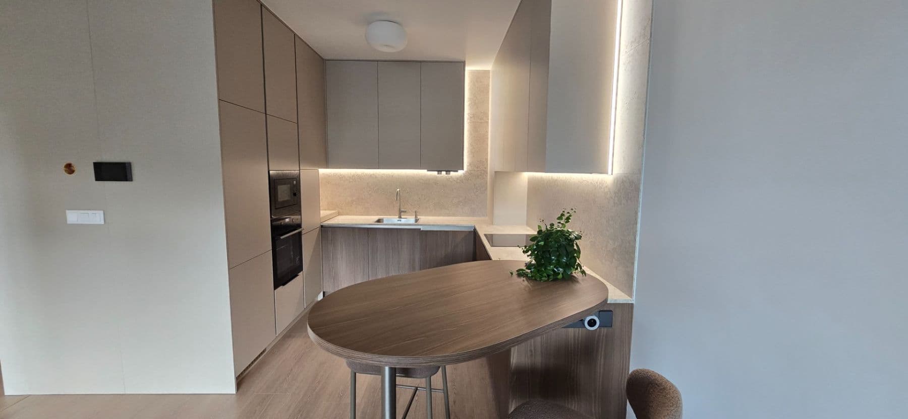 Prenájom bytu 2-izbový 52 m², Česká, Prešov, Prešovský kraj Prenájom bytu 2-izbový 52 m², Česká, Prešov, Prešovský kraj