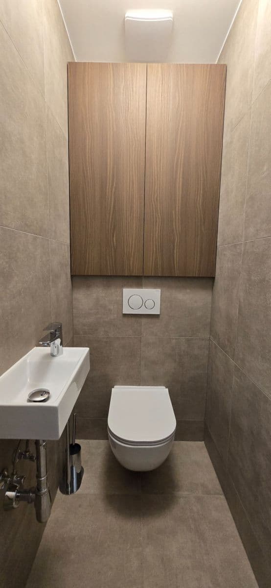 Prenájom bytu 2-izbový 52 m², Česká, Prešov, Prešovský kraj Prenájom bytu 2-izbový 52 m², Česká, Prešov, Prešovský kraj