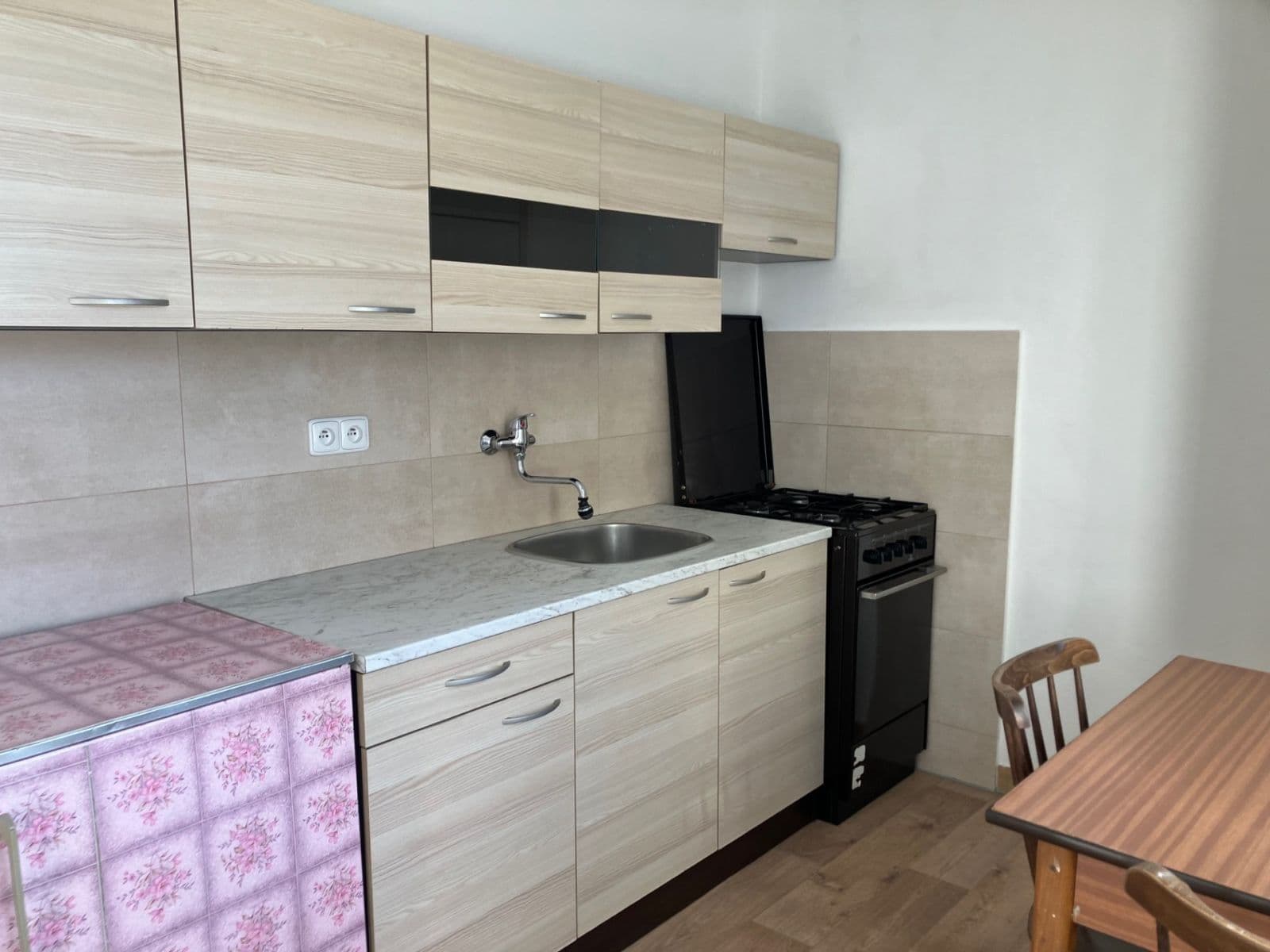 Prenájom bytu 1-izbový 37 m², Křižíkova, Olomouc, Olomoucký kraj Prenájom bytu 1-izbový 37 m², Křižíkova, Olomouc, Olomoucký kraj