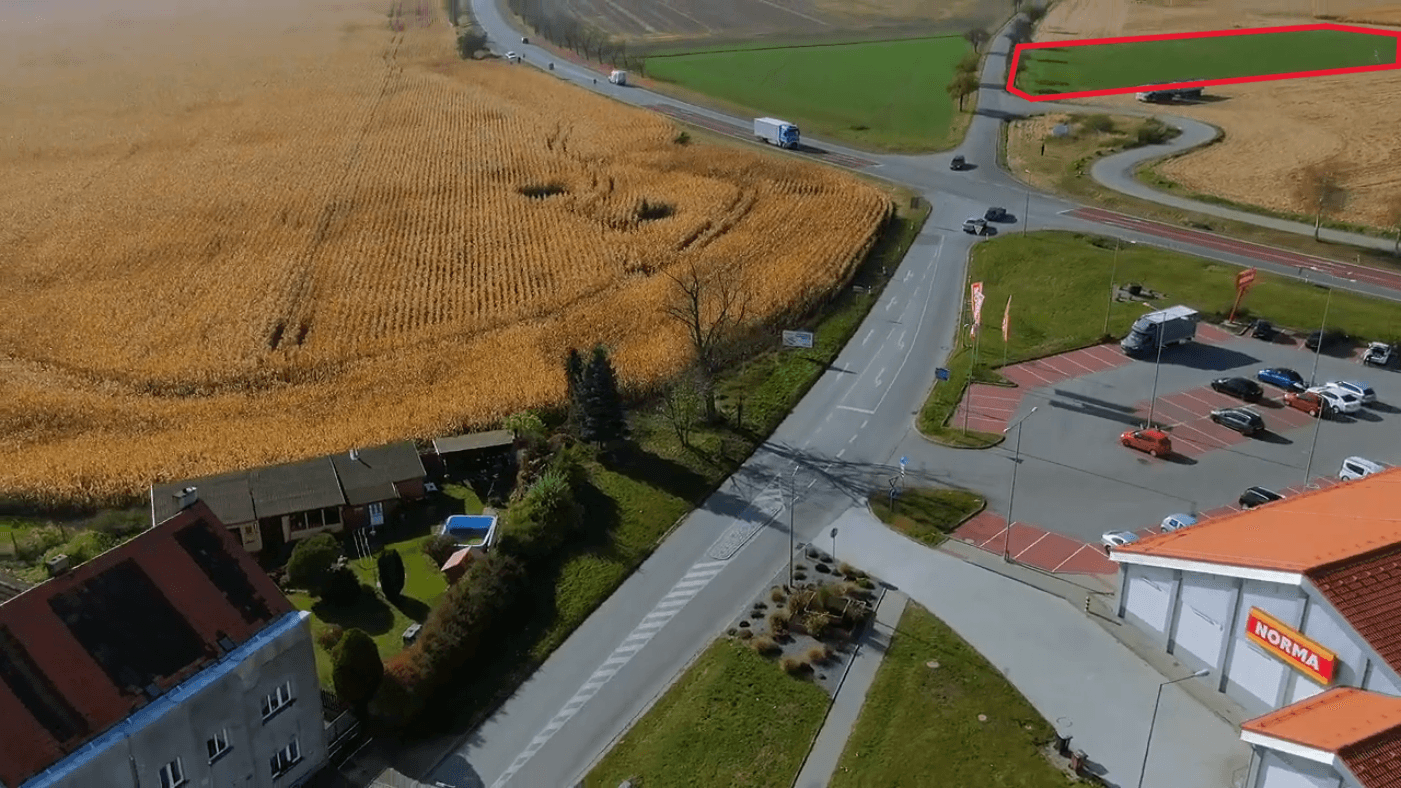 Predaj pozemku 9.000 m², Protivín, Jihočeský kraj Predaj pozemku 9.000 m², Protivín, Jihočeský kraj