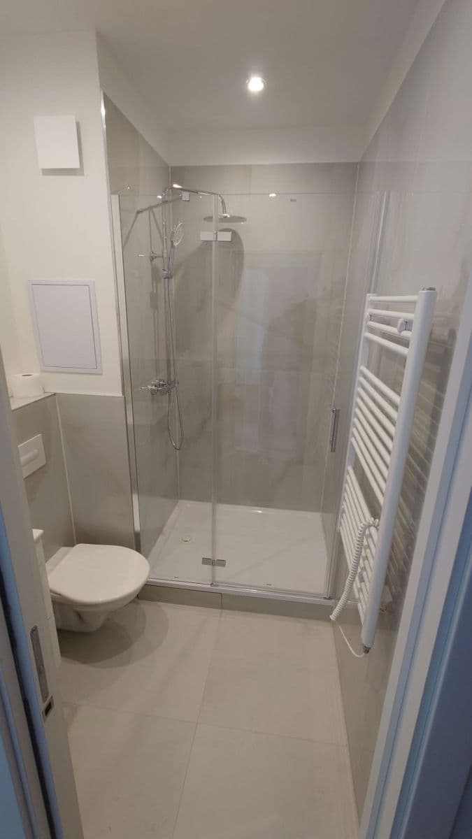 Prenájom bytu 1-izbový 33 m², Chlebovická, Praha, Praha Prenájom bytu 1-izbový 33 m², Chlebovická, Praha, Praha