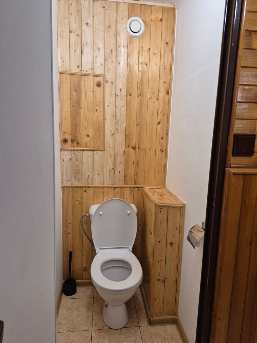 Prenájom bytu 2-izbový 46 m², Zvoncovitá, Praha, Praha Prenájom bytu 2-izbový 46 m², Zvoncovitá, Praha, Praha
