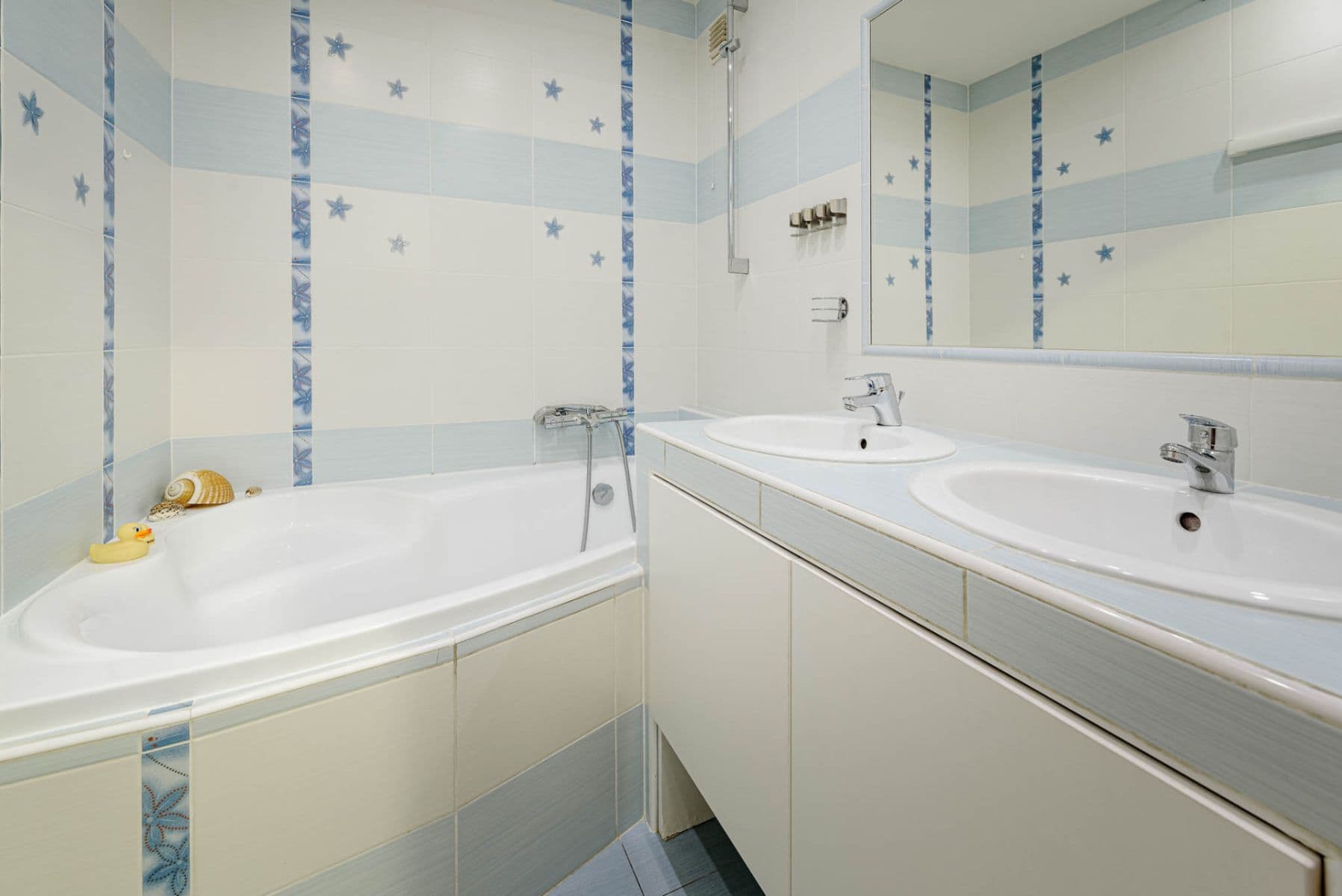 Predaj bytu 3-izbový 70 m², Nad přehradou, Praha, Praha Predaj bytu 3-izbový 70 m², Nad přehradou, Praha, Praha