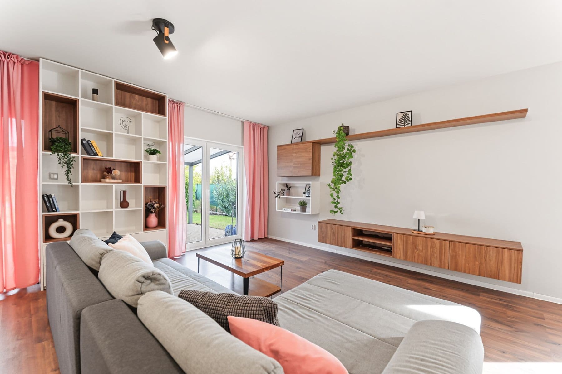 Predaj domu 120 m², pozemok 474 m², K Vlkánici, Bašť, Středočeský kraj Predaj domu 120 m², pozemok 474 m², K Vlkánici, Bašť, Středočeský kraj