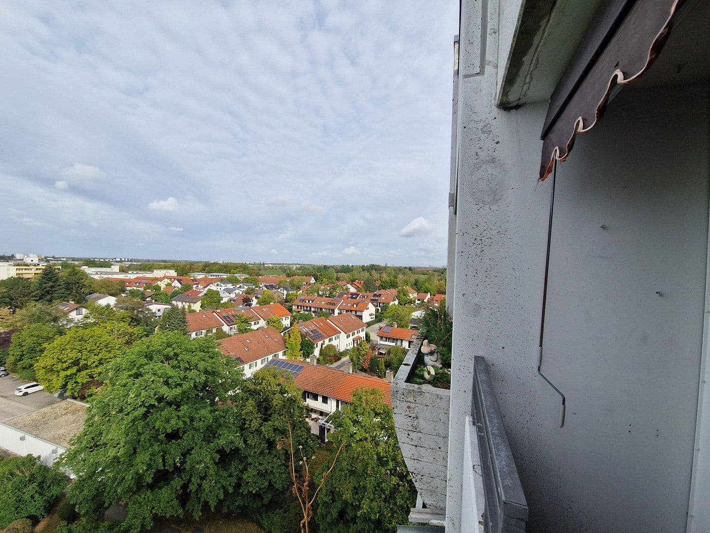 Prenájom bytu 4-izbový 78 m², Unterhaching, Bavorsko Prenájom bytu 4-izbový 78 m², Unterhaching, Bavorsko