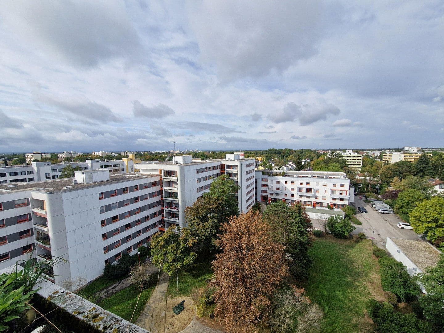 Prenájom bytu 4-izbový 78 m², Unterhaching, Bavorsko Prenájom bytu 4-izbový 78 m², Unterhaching, Bavorsko