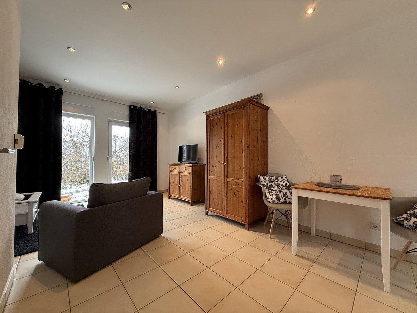 Prenájom bytu 2-izbový 55 m², Brühlstraße 10, Pfaffen-Schwabenheim, Porýnie-Falcko Prenájom bytu 2-izbový 55 m², Brühlstraße 10, Pfaffen-Schwabenheim, Porýnie-Falcko