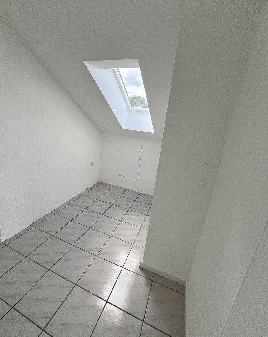 Prenájom bytu 3-izbový 60 m², Dinkelscherben, Bavorsko Prenájom bytu 3-izbový 60 m², Dinkelscherben, Bavorsko