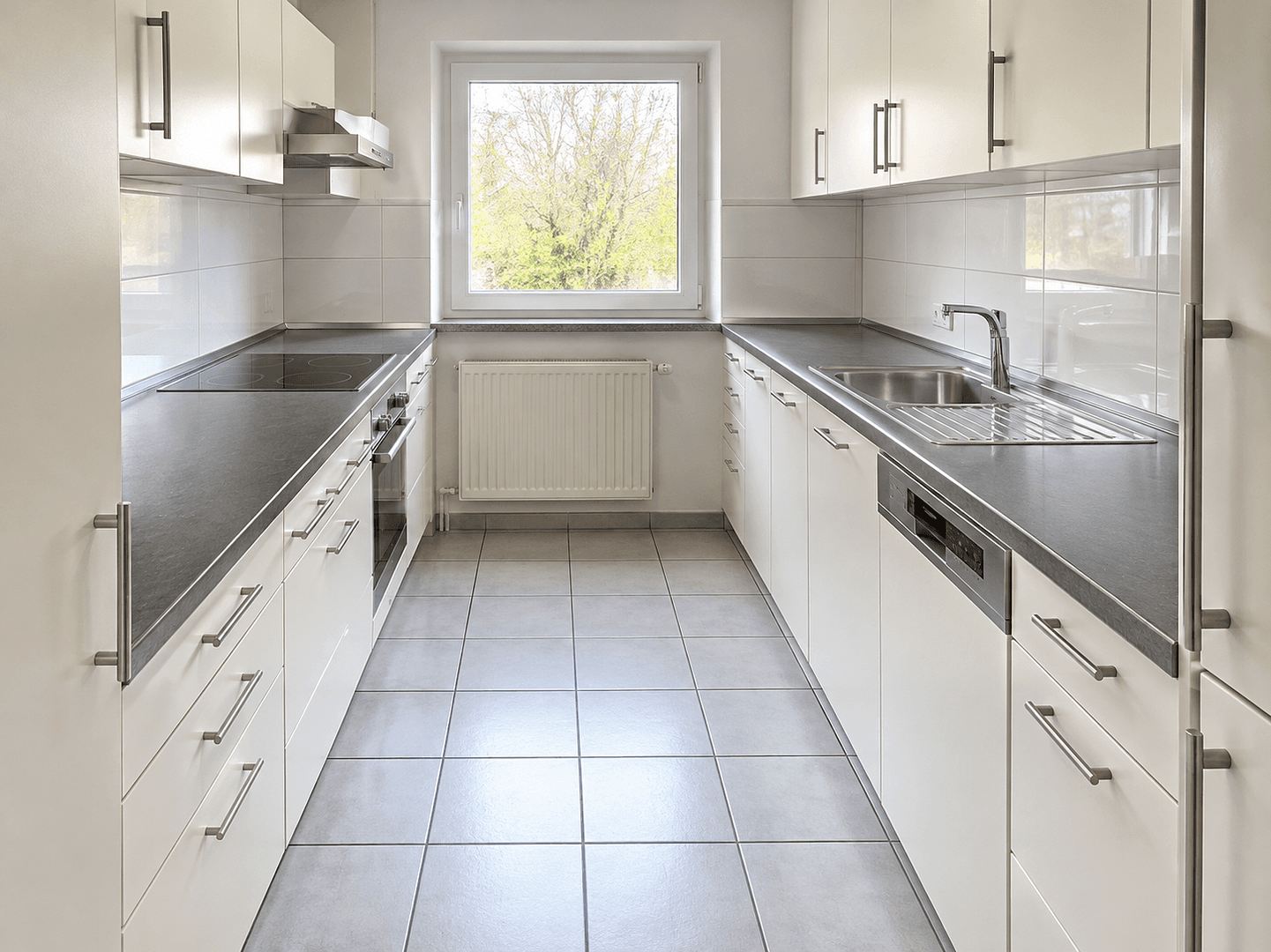 Prenájom bytu 5-izbový 115 m², Mönchengladbach, Severné Porýnie - Westfálsko Prenájom bytu 5-izbový 115 m², Mönchengladbach, Severné Porýnie - Westfálsko