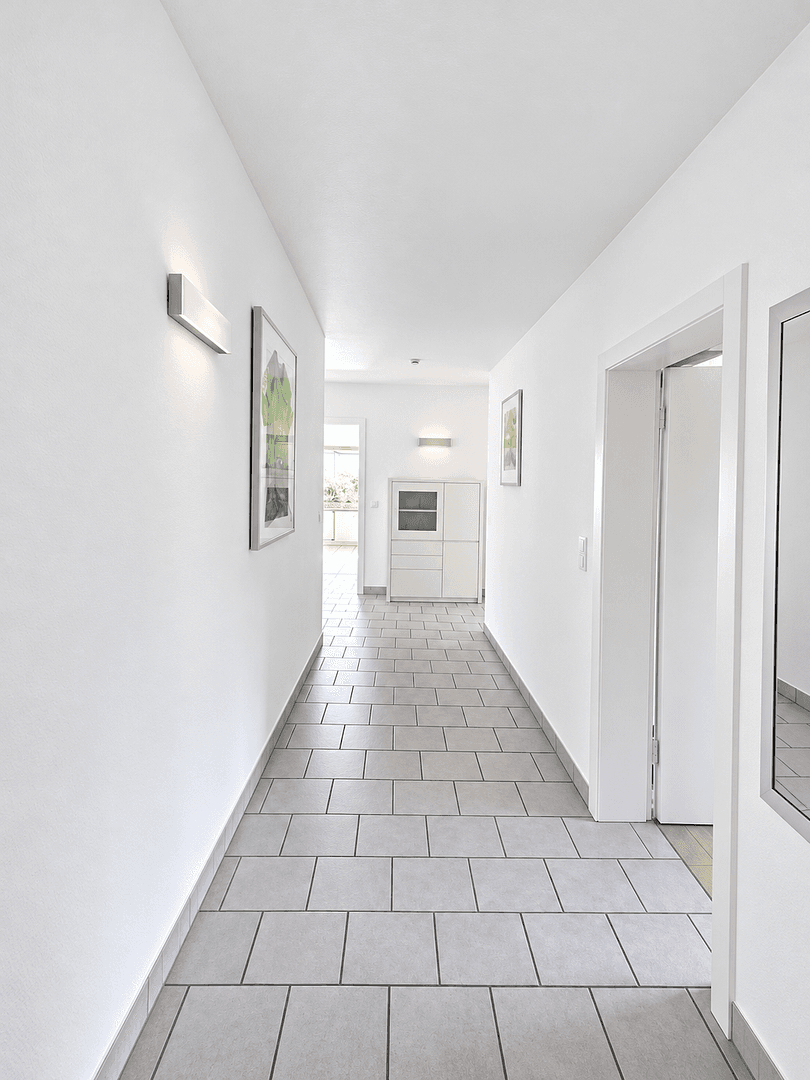 Prenájom bytu 5-izbový 115 m², Mönchengladbach, Severné Porýnie - Westfálsko Prenájom bytu 5-izbový 115 m², Mönchengladbach, Severné Porýnie - Westfálsko