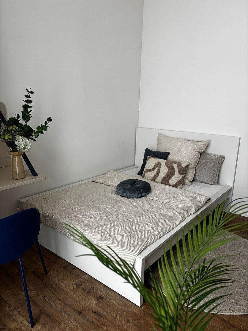 Prenájom bytu 83 m², Fürther Strasse 42a, Nürnberg, Bavorsko Prenájom bytu 83 m², Fürther Strasse 42a, Nürnberg, Bavorsko