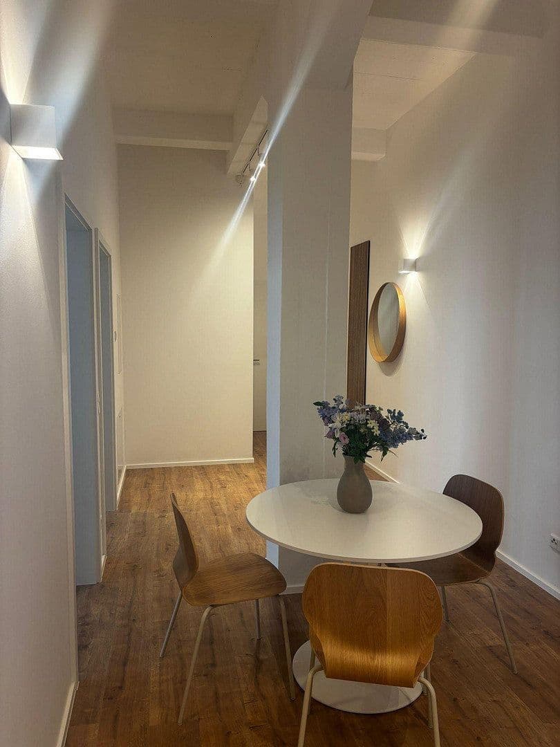 Prenájom bytu 83 m², Fürther Strasse 42a, Nürnberg, Bavorsko Prenájom bytu 83 m², Fürther Strasse 42a, Nürnberg, Bavorsko